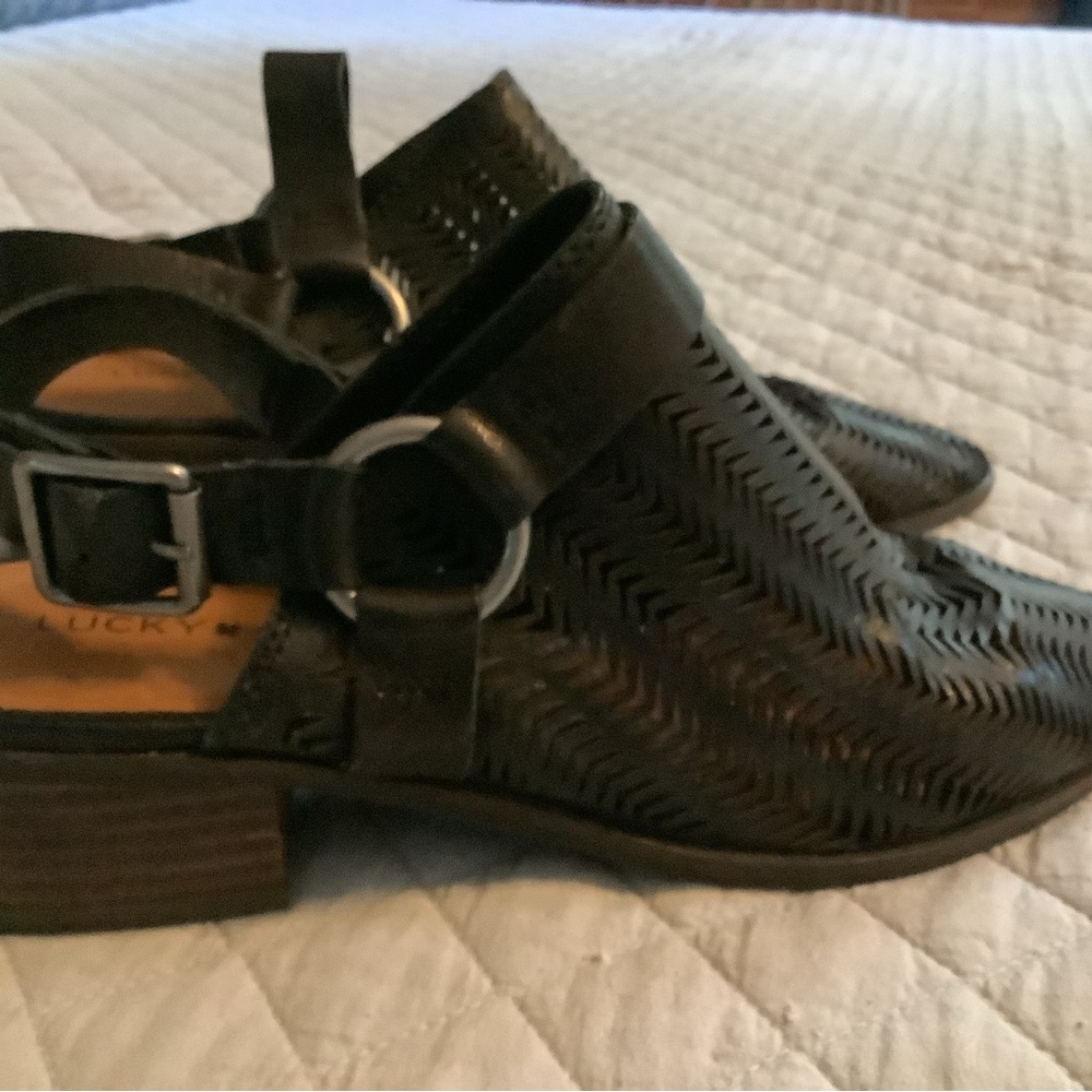 Lucky brand woven sling back shoe
